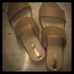 Kenneth Cole Sandals